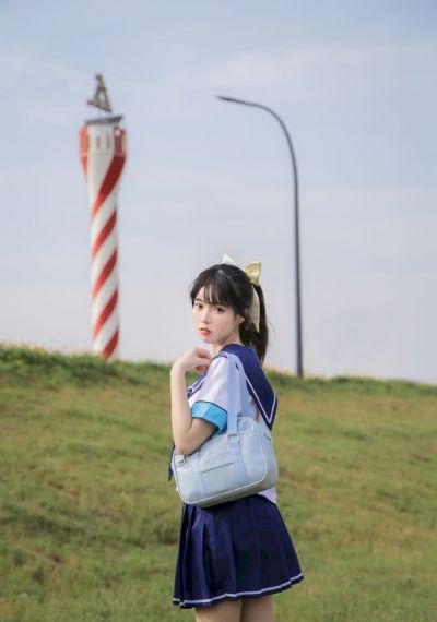 《偷窥女教师》在线观看_1080高清完整版