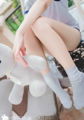 电影年轻的阿姨_720手机在线看
