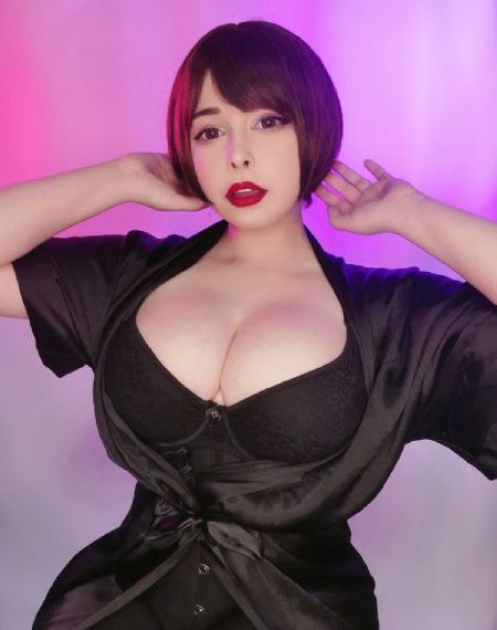 含紧一点h楼梯边做边走视_1080高清完整版